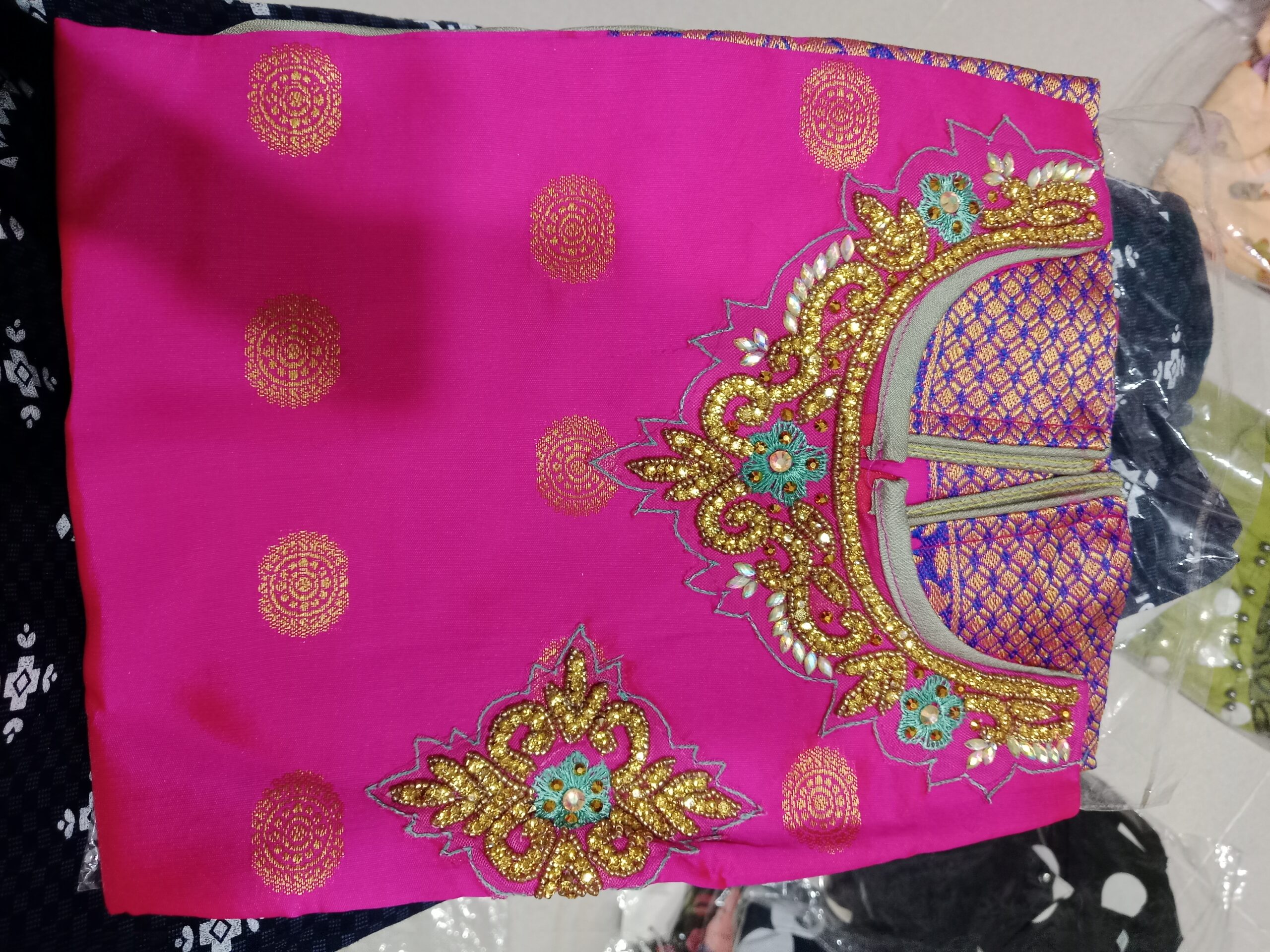 Nabi (kurta set)